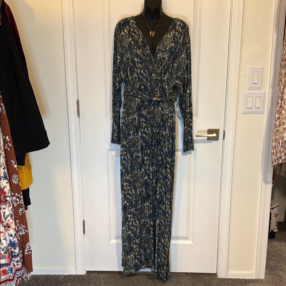 Jessica Simpson Navy Patterned Long Sleeve Dress